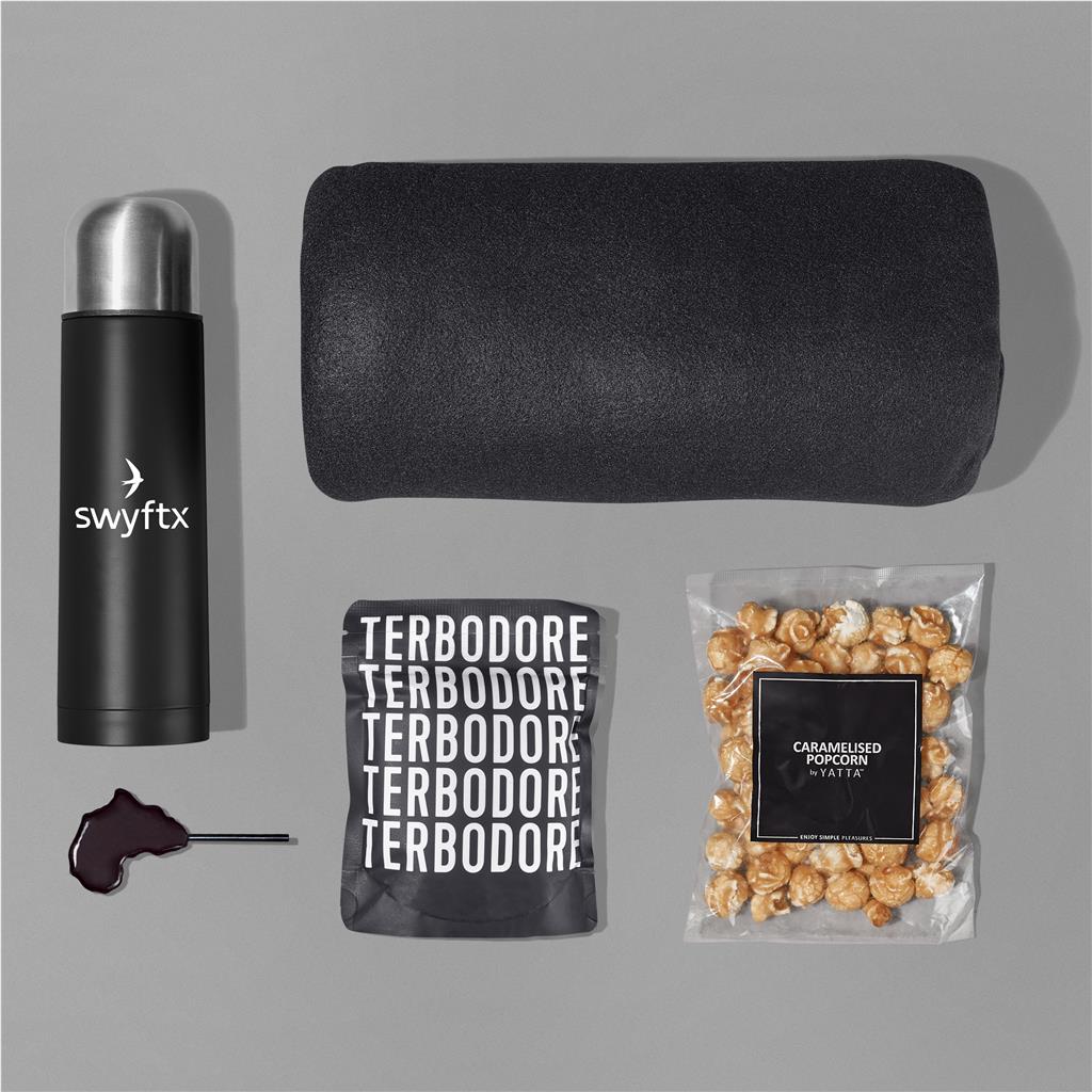 Charming Cuddle Hamper