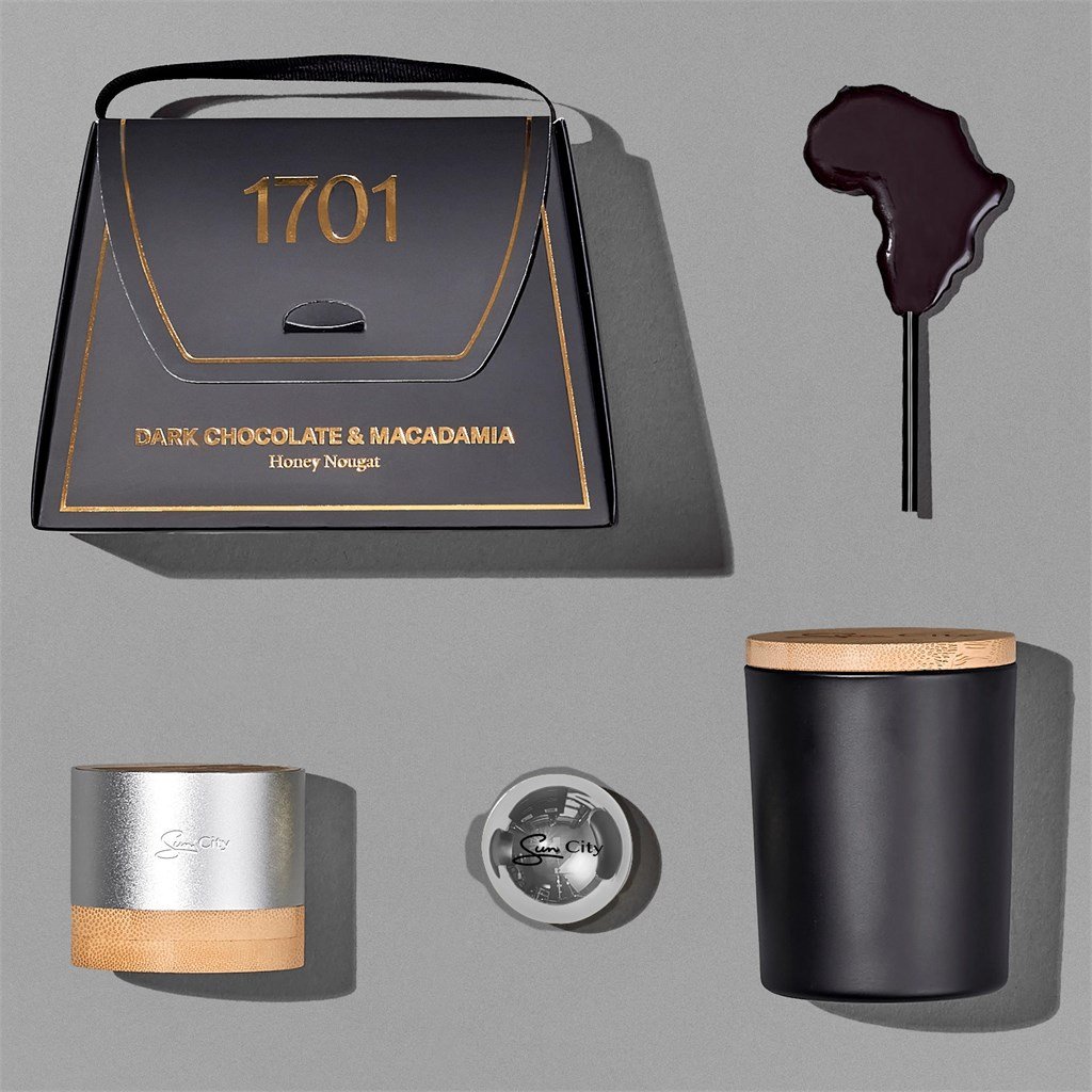 Basic Beauty Hamper - Ladies Hampers,Tech Hampers